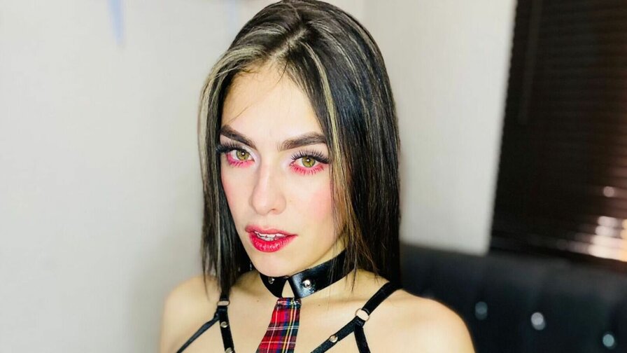 LettyCruce